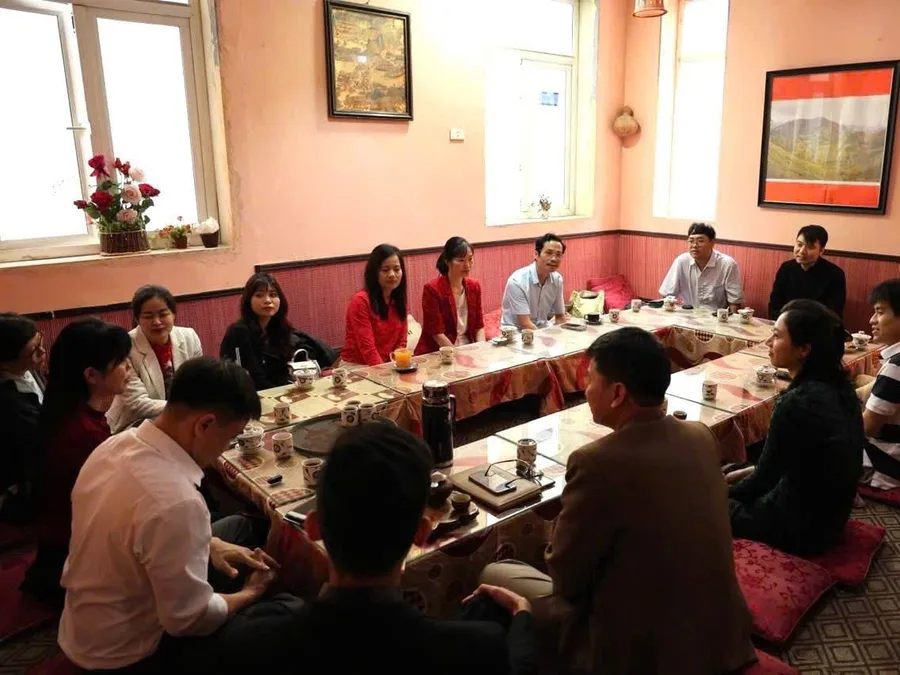 Buổi học Tử Vi tại lớp