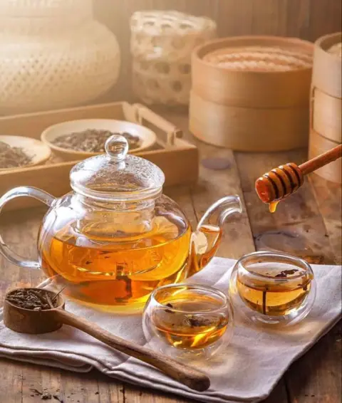 Người phá tiền, chuyện hùn vốn và cao thủ giành tiền bạc